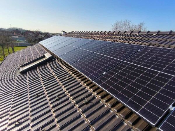 Izrada kućnih elektro punionica za vozila i solarne elektrane